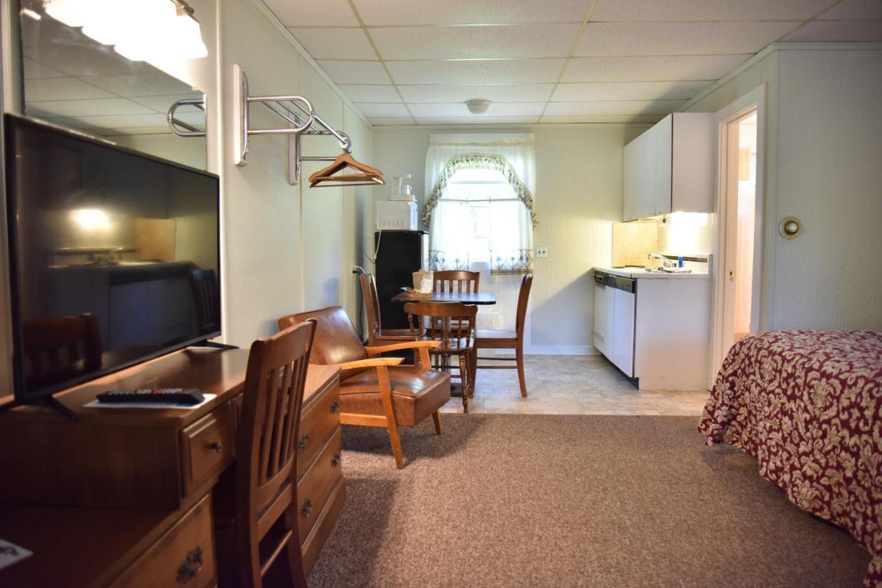 Acadia Pines Motel Bar Harbor Exterior photo