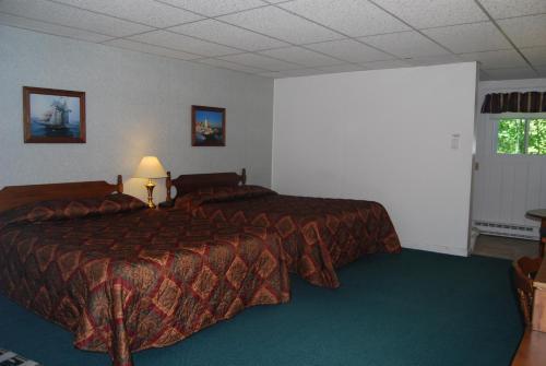 Acadia Pines Motel Bar Harbor Exterior photo